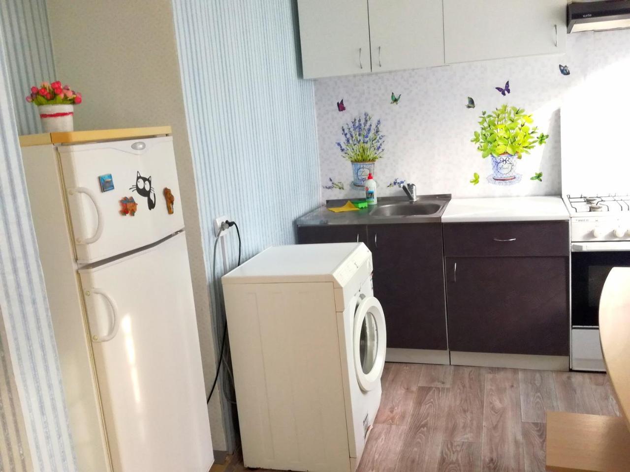 Standard Apartment On Umanskaya キエフ エクステリア 写真